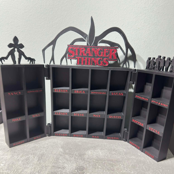 3D Printed Συλλεκτική Θήκη Προβολής με Θεματικό Horror-Fantasy Design
